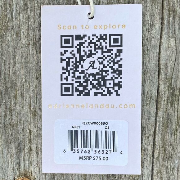 NWT New Adrienne Landau Gray Crystal Embellished Wool Star Pom Pom Hat/Beanie OS - Picture 6 of 7